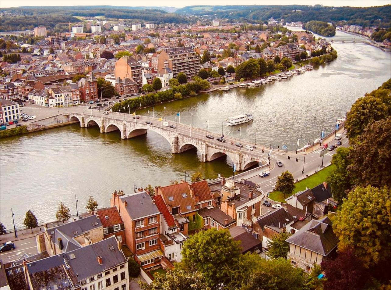 Salzinneschezsoi 2 Namur Exterior foto
